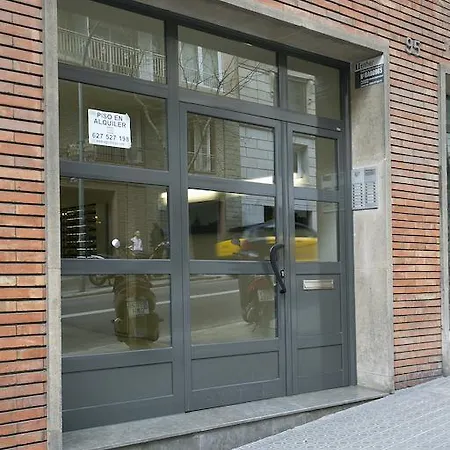 Sant Jordi Pisos - Santalo